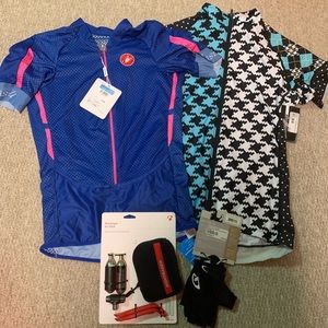 New! Women’s Cycle Bibs and Gear